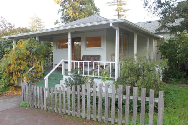 Recycled Fence From Discarded Fence Boards 1 &bull; Wood & Organic