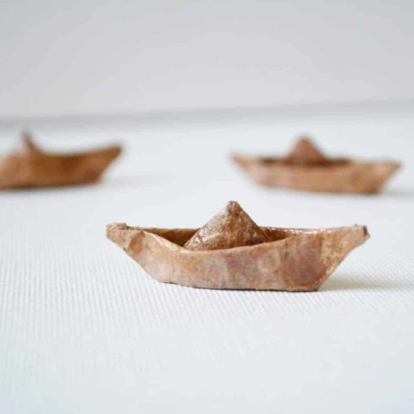 Eco Factor&iacute;a Sustainable Paper Designs 3 &bull; Recycling Paper & Books