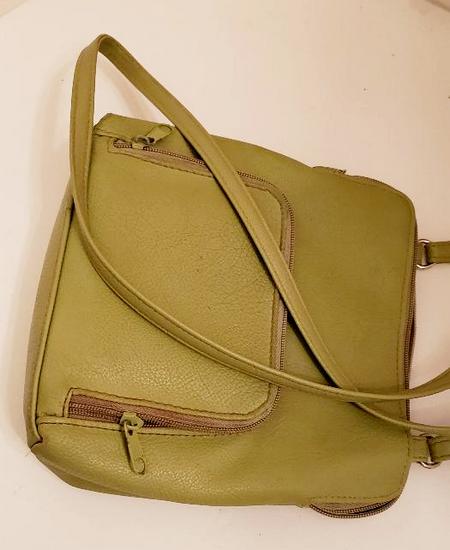 Repurposed Leather Purse Ring 1 &bull; Upcycled Jewelry Ideas