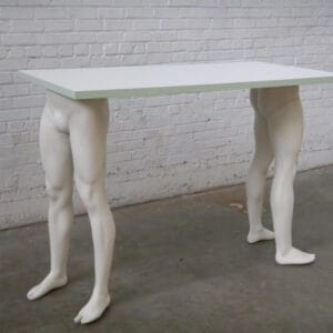 Video Tutorial: How to Make a Table with Mannequin Legs 3 &bull; Do-It-Yourself Ideas