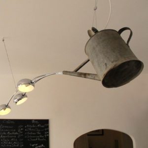 arrosoir chandelier