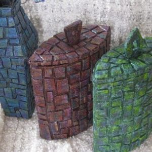 recyclart.org-cardboard-mosiac-containers-are-amazing-01
