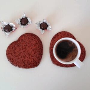 recyclart.org-cup-coasters-not-only-on-valentines-day