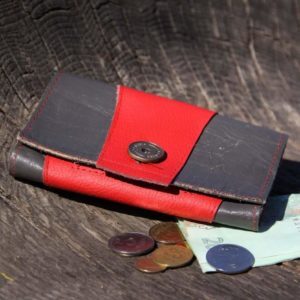 recyclart.org-leather-scrap-into-purse