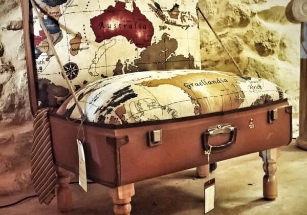 recyclart.org-poltrigia-la-poltrona-valigia-02