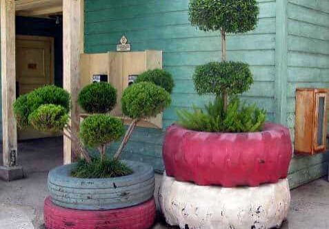 tire-planters1