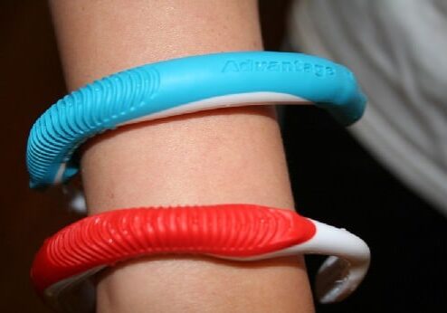tooth-brush-bracelets