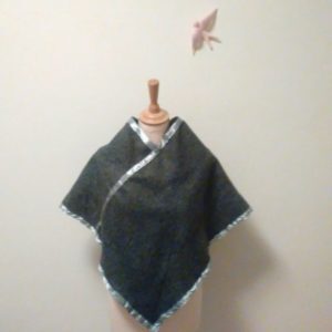 Wearable art that is snuggly and fashionable! This would even be a good project to upcycle those old baby blankets!