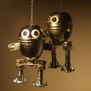 recycled-robot-sculpture