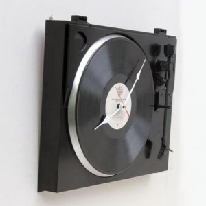 recycled-turntable-clock_2