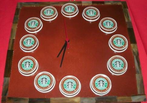 starbucks-clock