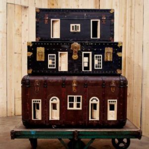 suitcases-repurposed-home2