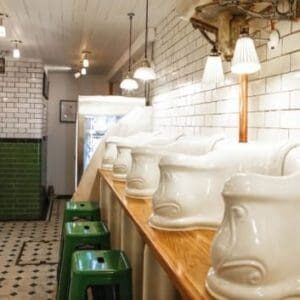 the-attendant-cafe-in-london-7-580x353