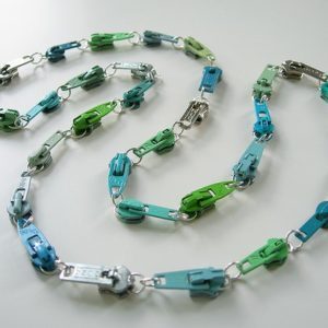vontage-zipper-necklace